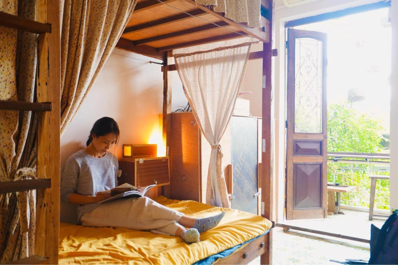 Chu Nhat Cafe & Homestay - 12 Ngo 41 Duong Lang - Co So 1 Hanoi Exterior photo